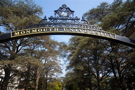 monmouth university summer classes